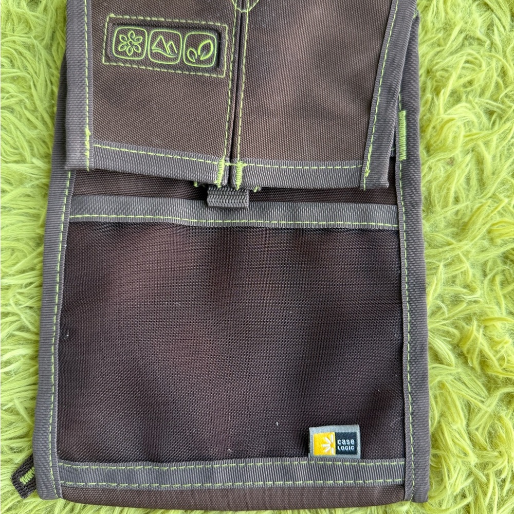 Case Logic Vehicle Registration Organizer Case Glovebox Bag